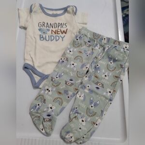 Chick pea baby Outfit size 3-6 months, footed pajamas